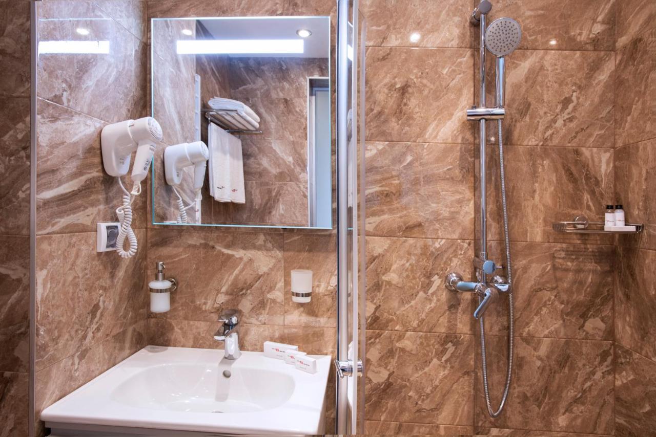 Family Hotel Business Club Shumen Luaran gambar